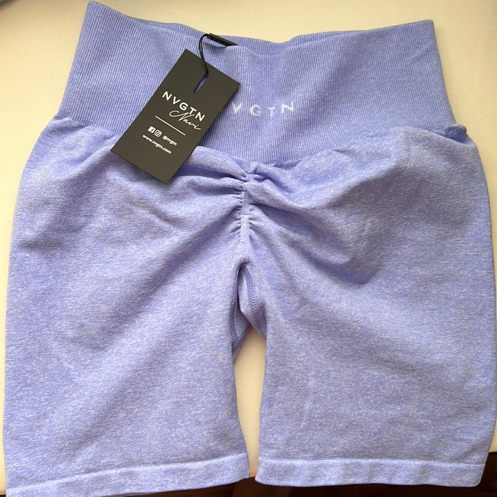 NVGTN SCRUNCH SHORT